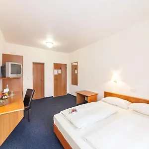 https://antares.dusseldorf-hotel.net
